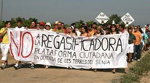 Manifestación contra la planta gas Alcanar