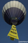 Acción de Greenpeace contra el cambio climático.